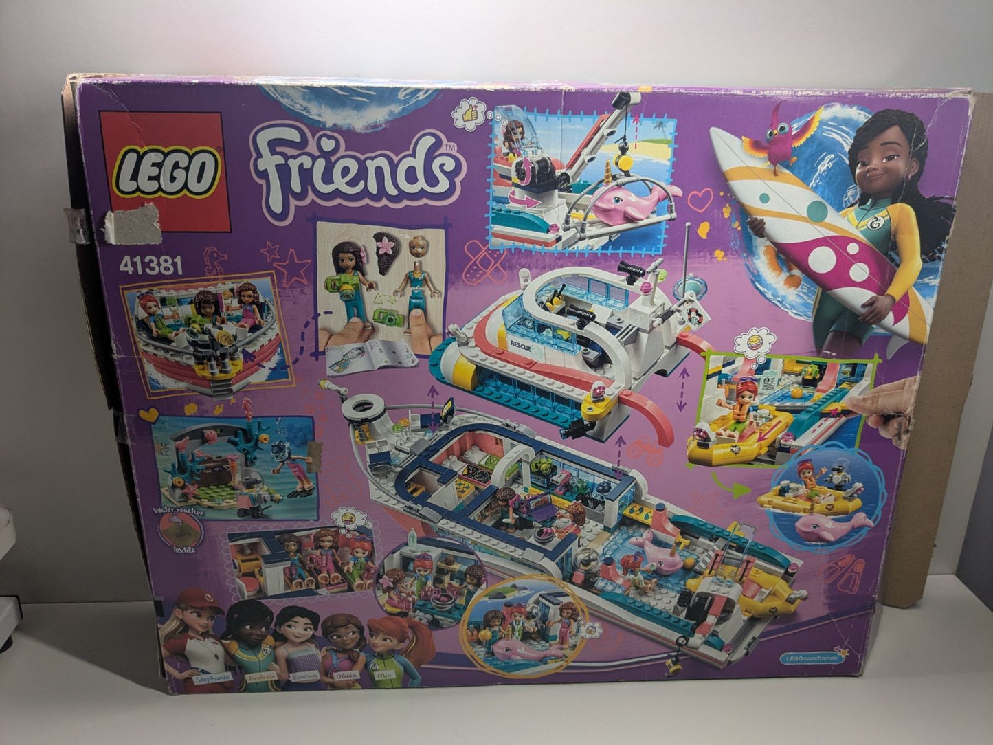 LEGO Friends: Rescue Mission Boat (41381) - Complete