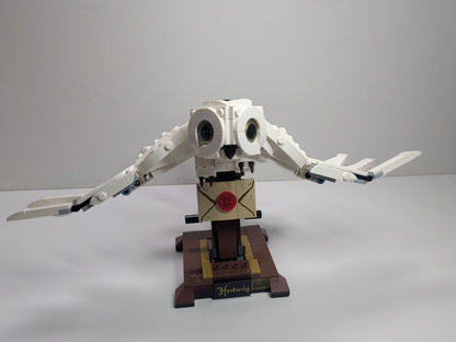 LEGO Harry Potter: Hedwig (75979) - Complete - alternate view