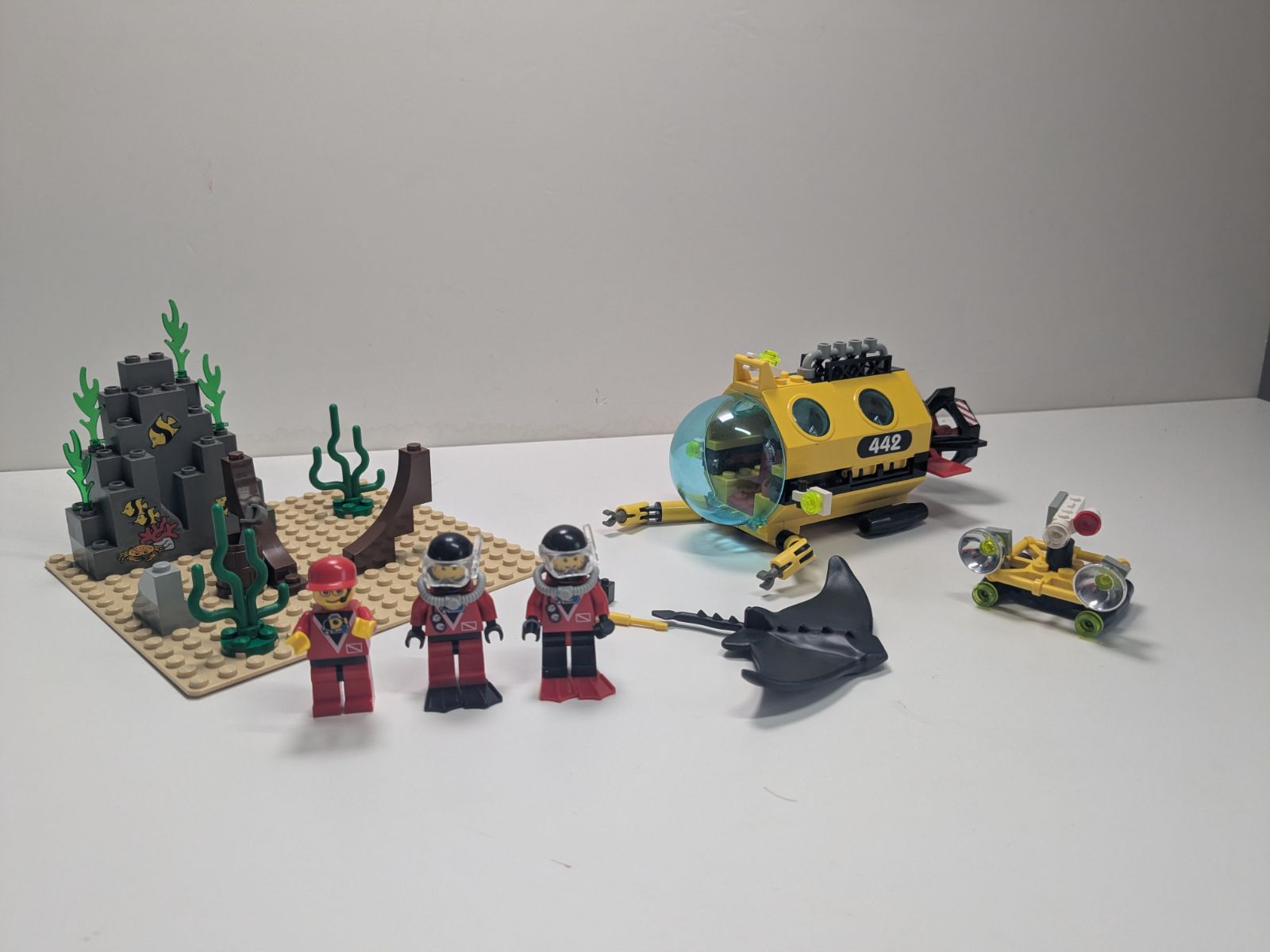 LEGO Town: Sting Ray Explorer (6442) - Complete - built set
