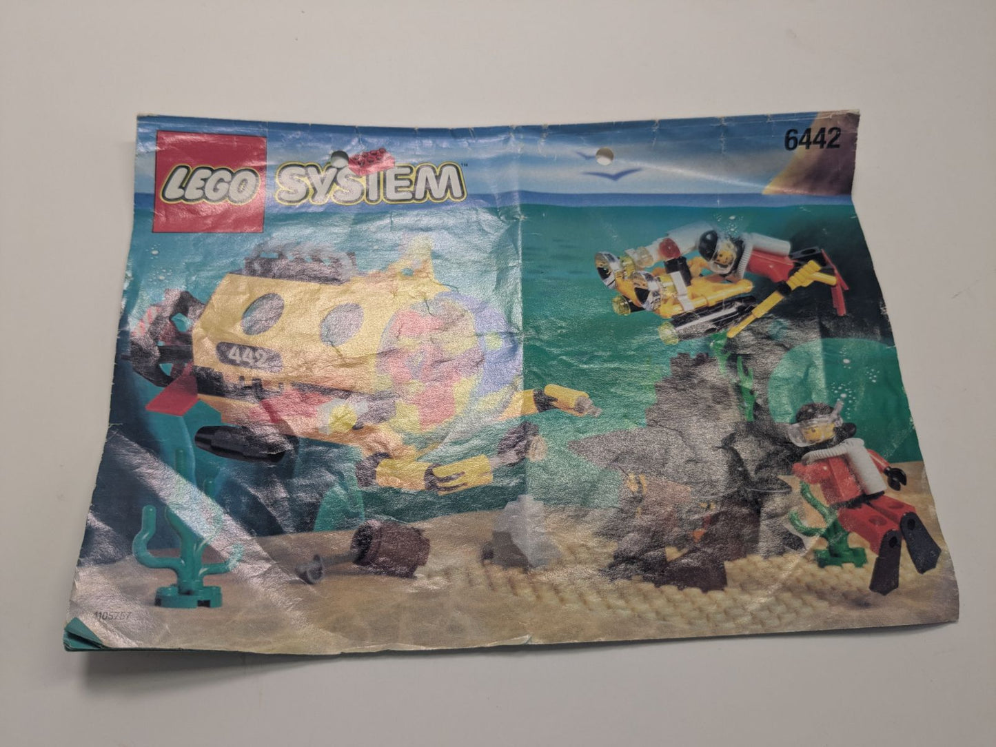 LEGO Town: Sting Ray Explorer (6442) - Complete - side view