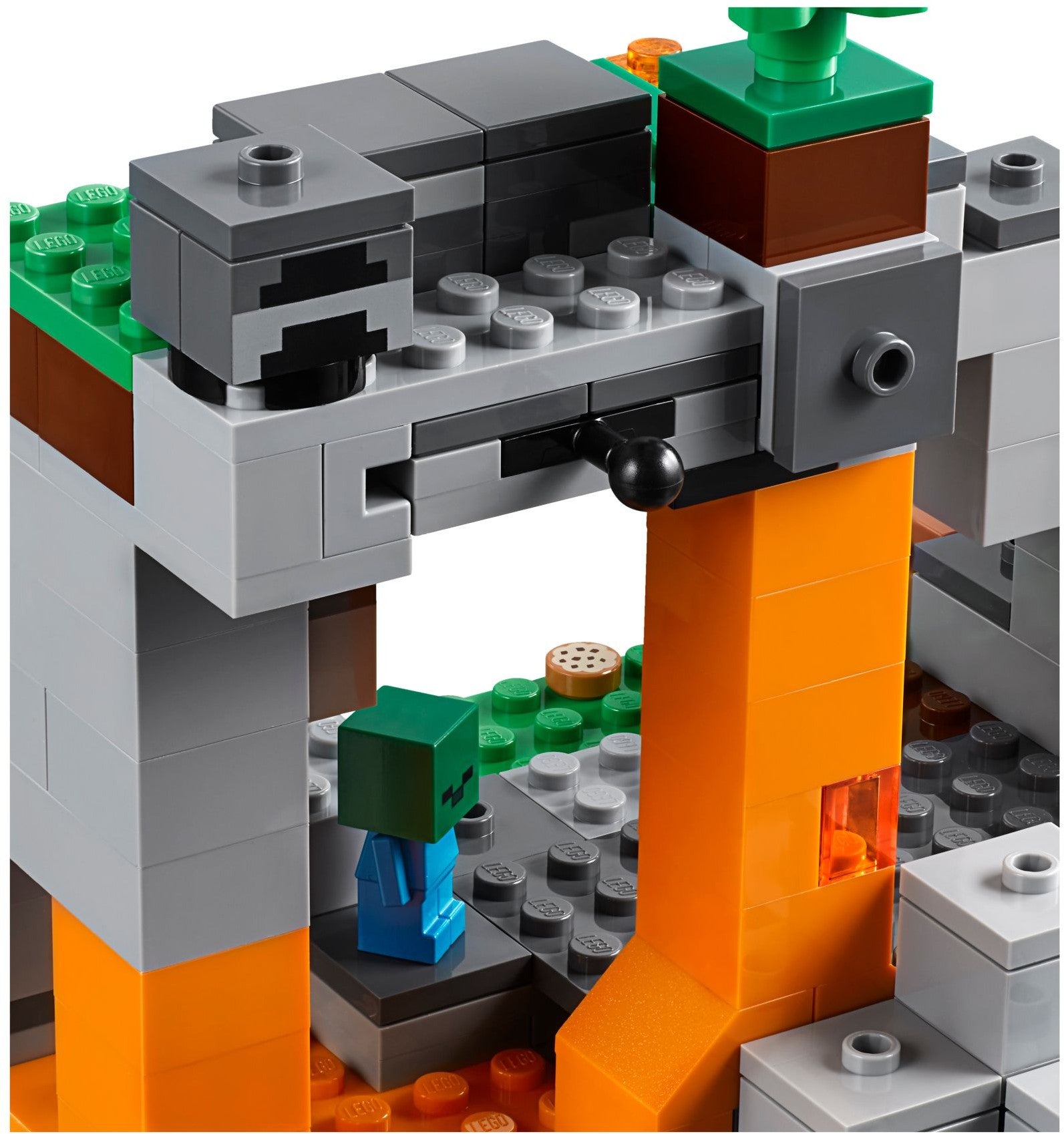 LEGO Minecraft: Minecraft 21141 The Zombie Cave (21141) - New Sealed - alternate view