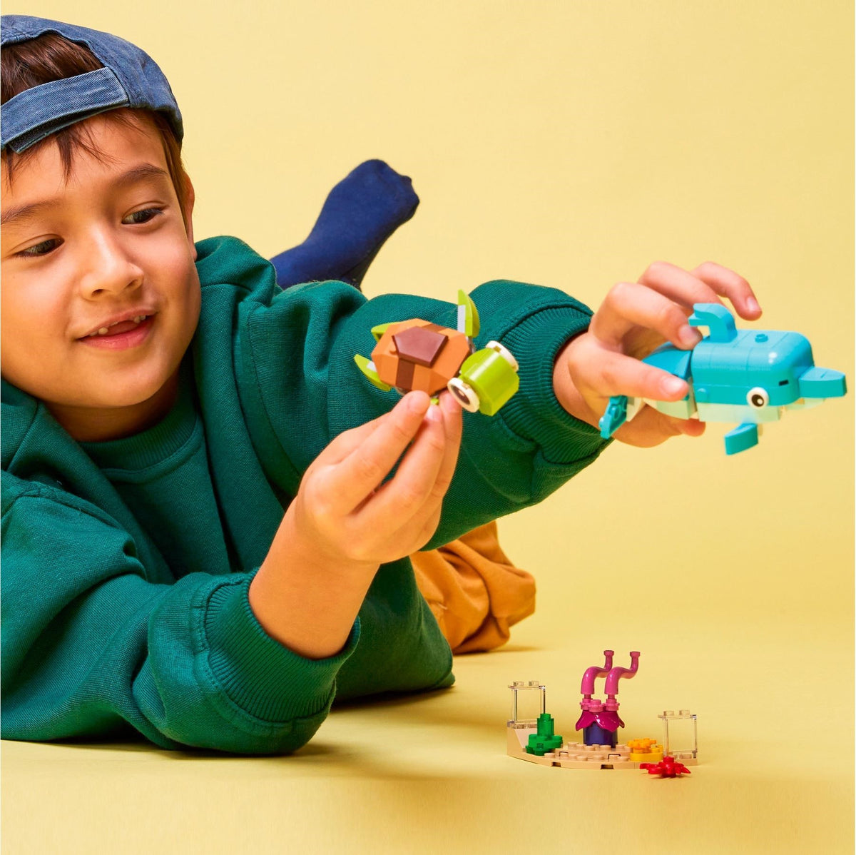 LEGO Creator: Dolphin and Turtle (31128) - New Sealed - close-up