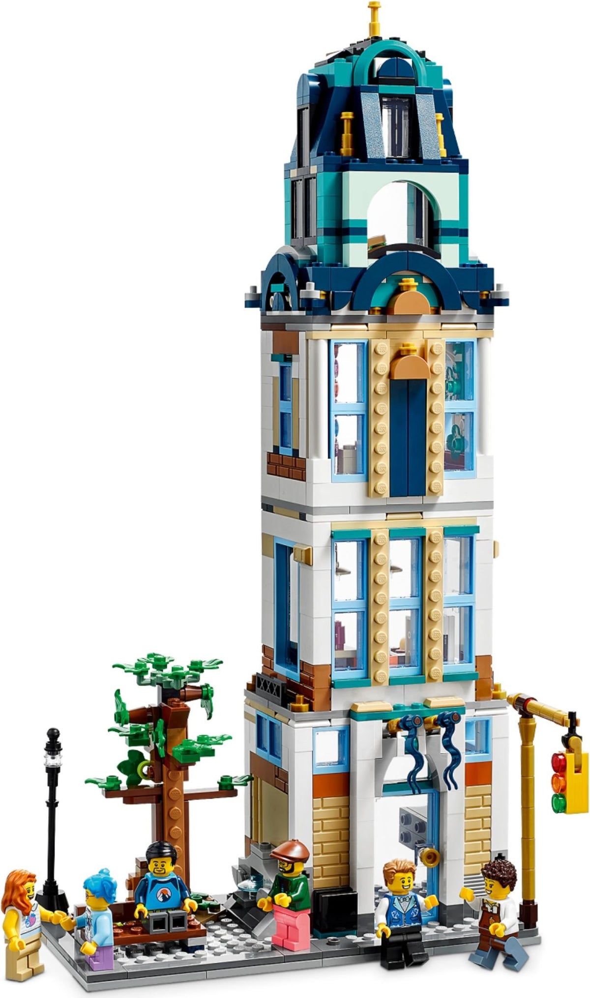LEGO Creator: Main Street (31141) - New Sealed - close-up