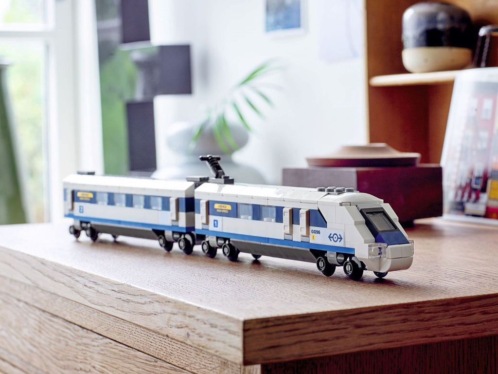 LEGO Creator: Creator High-Speed Train 40518 (40518) - New Sealed - minifigures