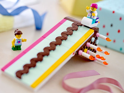 LEGO Seasonal: Birthday Cake (40641) - New Sealed - alternate view