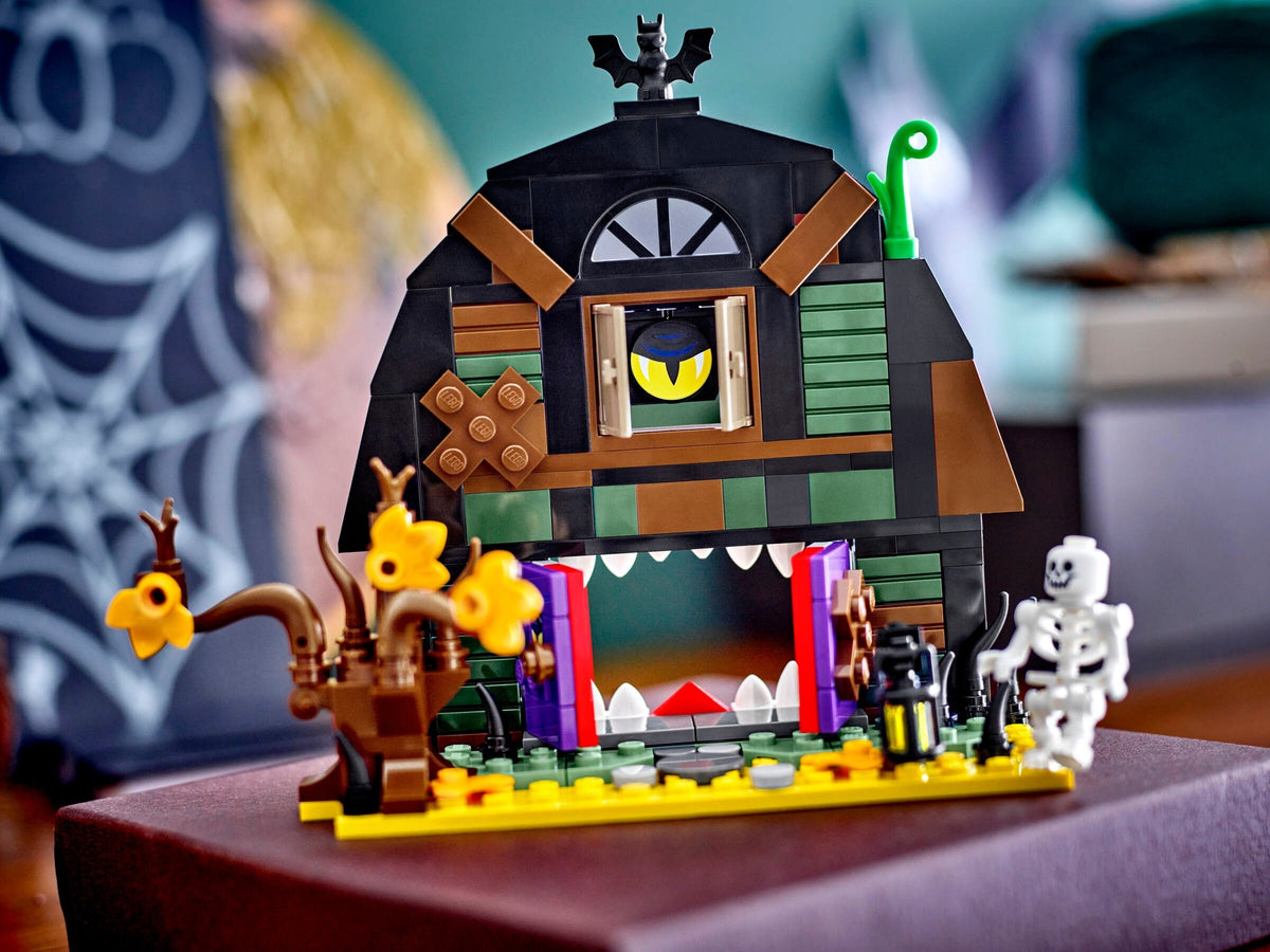 LEGO Seasonal: Halloween Barn (40721)