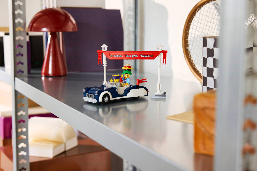 LEGO Icons: Vintage Parade Car (40913)