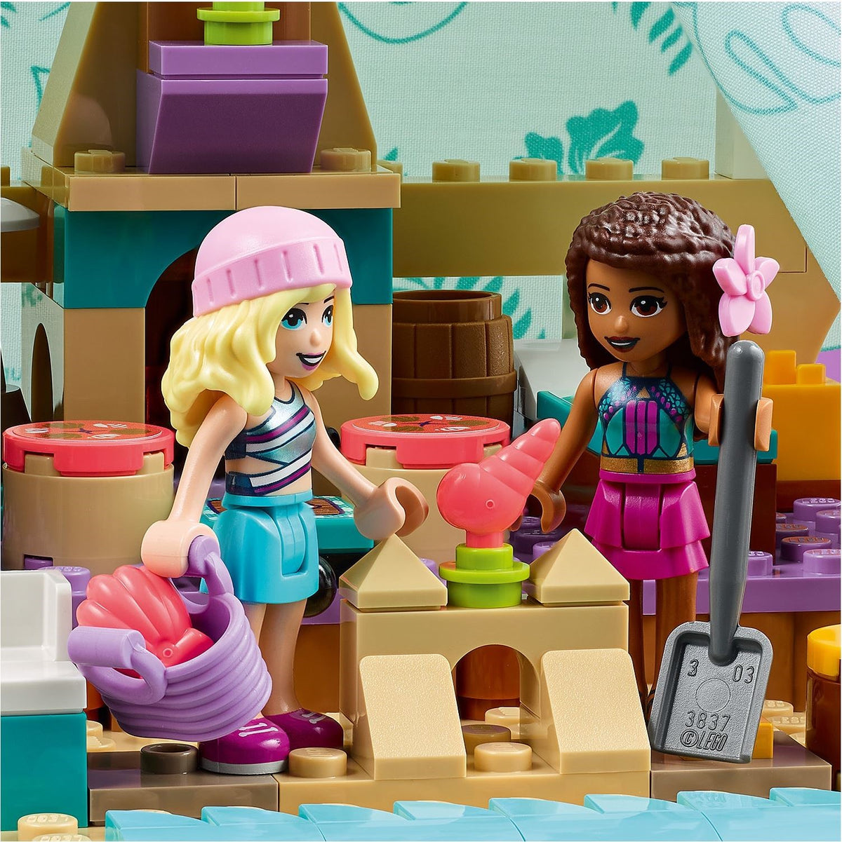 LEGO Friends: Beach Glamping (41700) - New Sealed - minifigures