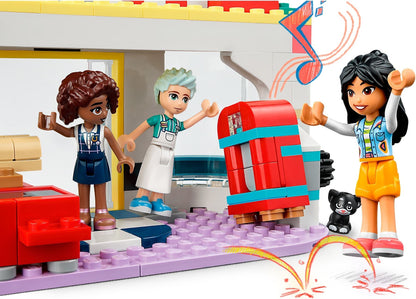 LEGO Friends: Heartlake Downtown Diner (41728) - New Sealed - alternate view