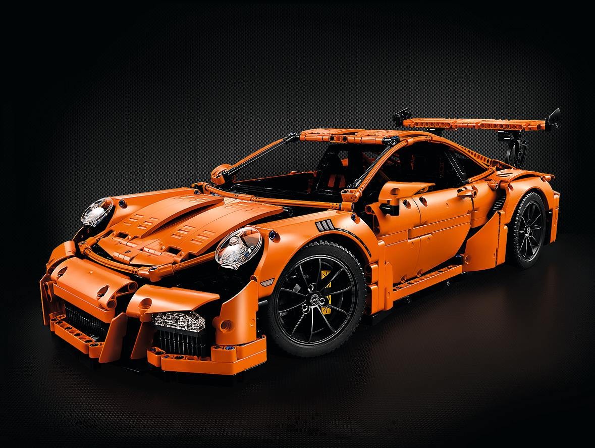 LEGO Technic: Porsche 911 GT3 RS (42056) - Complete - set details
