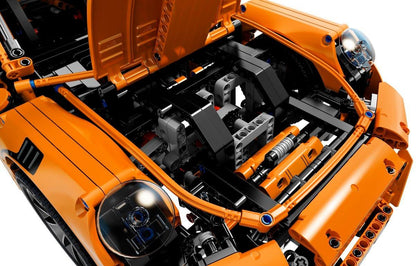 LEGO Technic: Porsche 911 GT3 RS (42056) - Complete - close-up