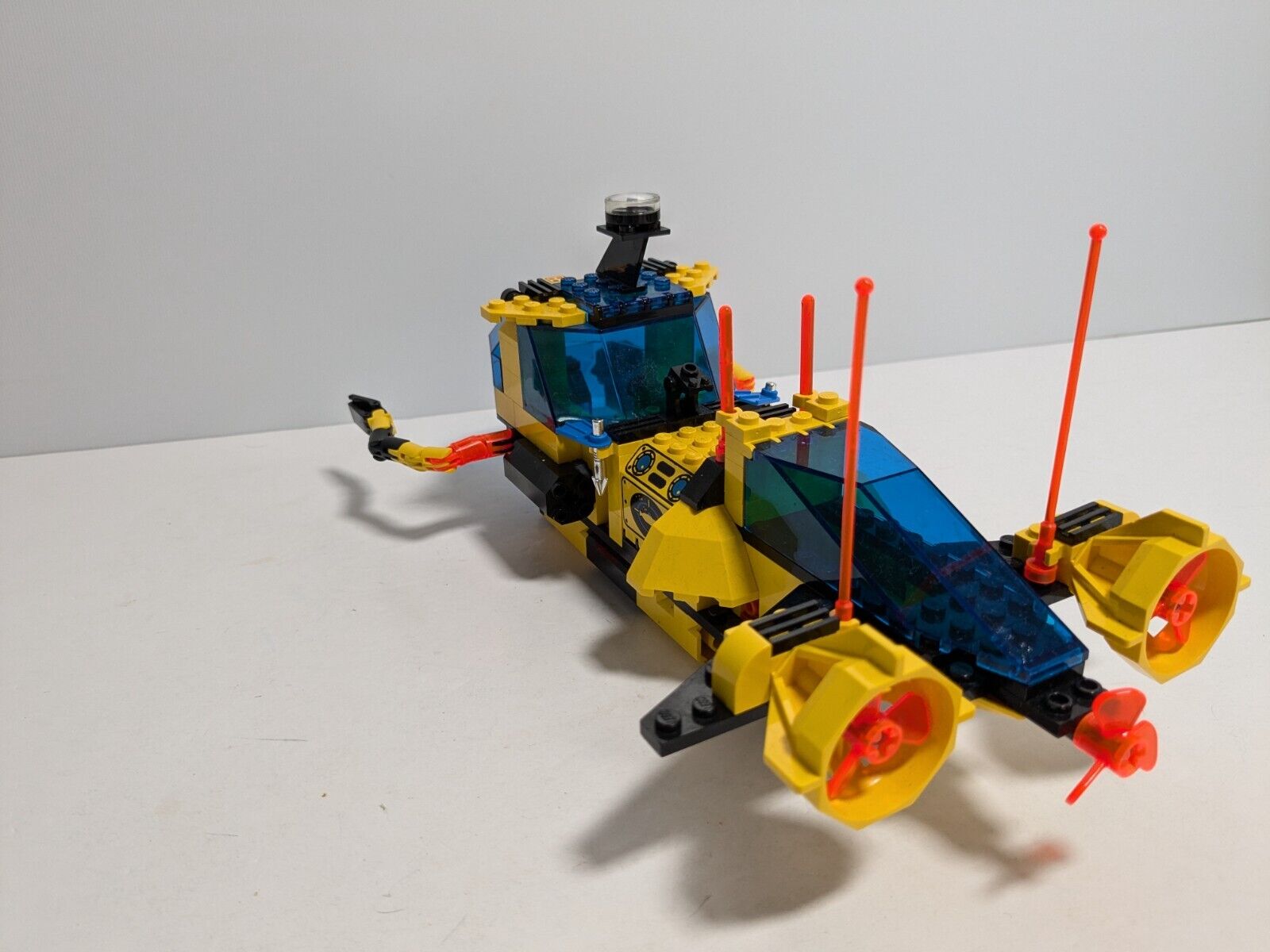 4717985