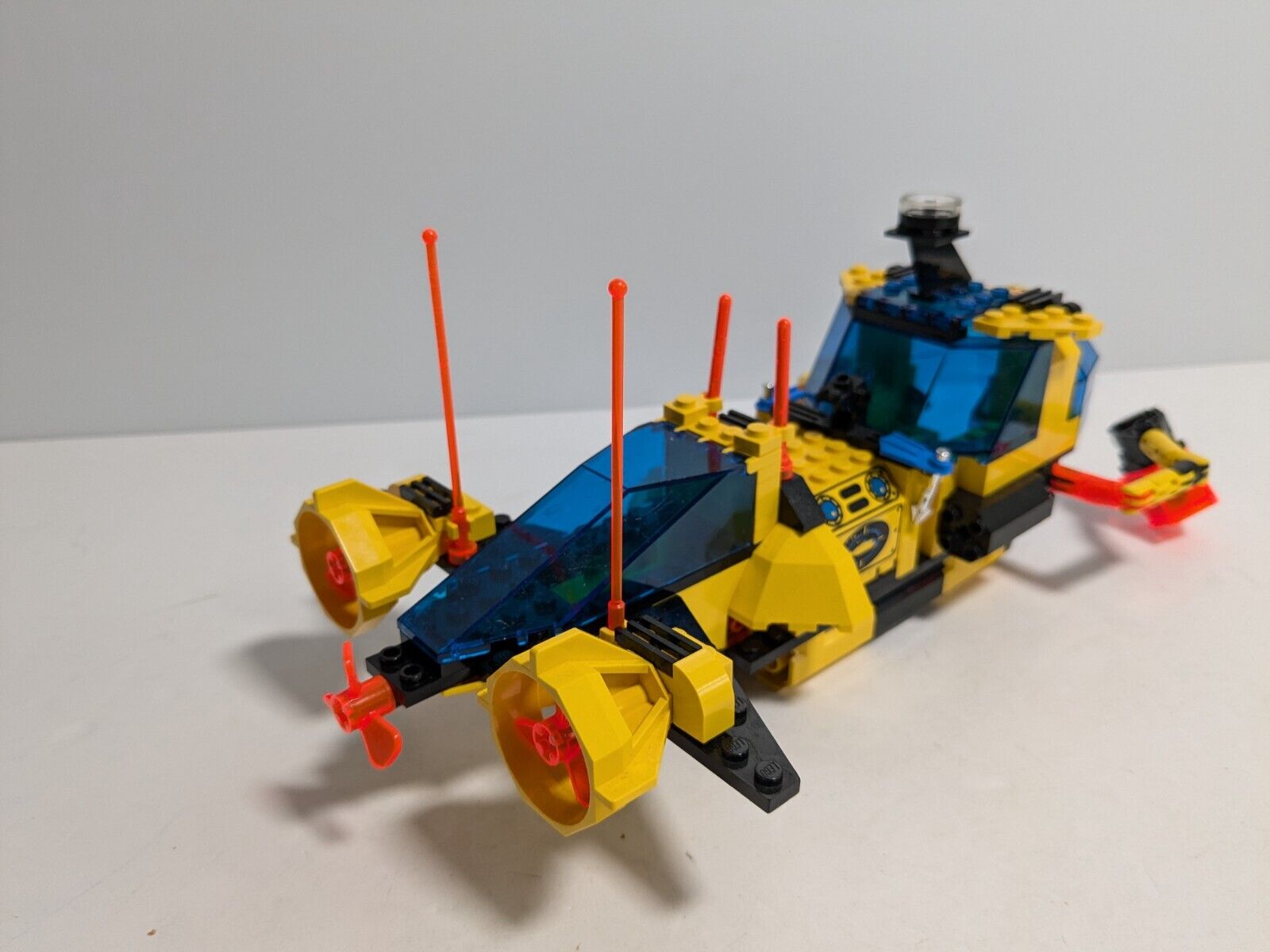 4717985