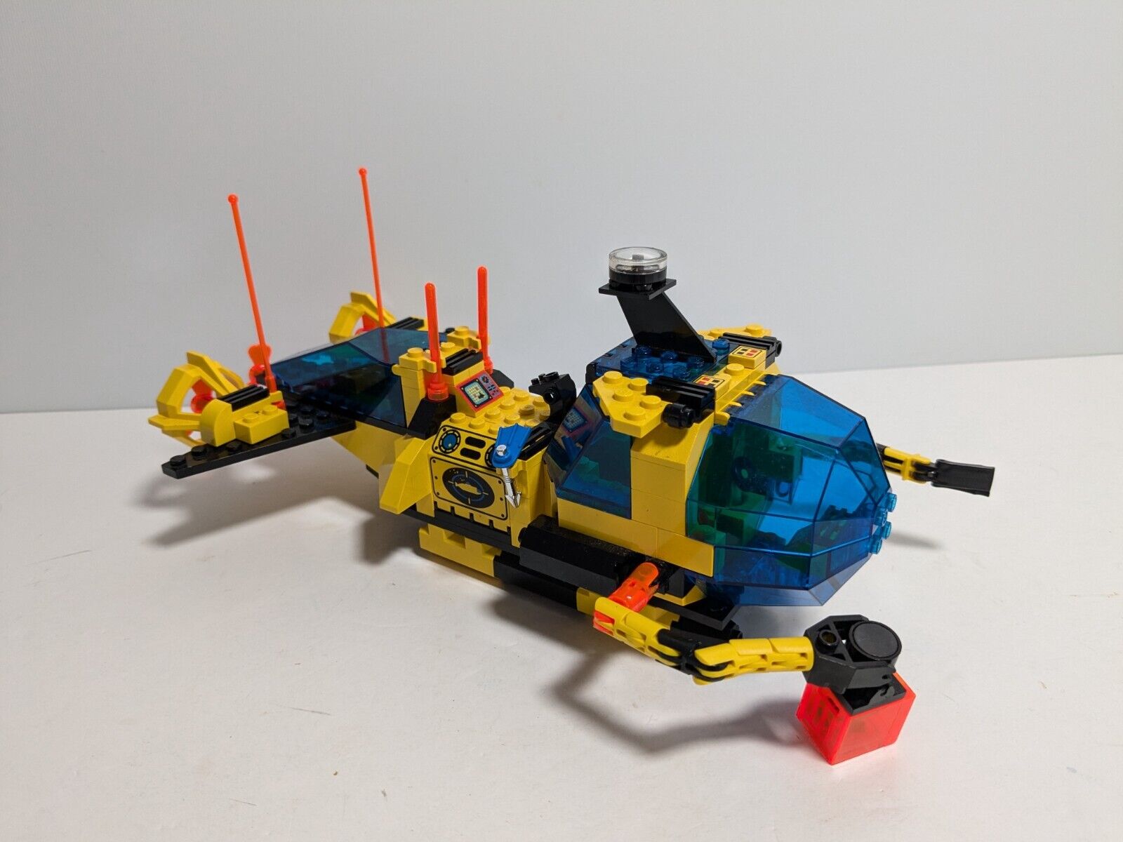 4717985