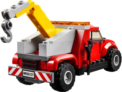 LEGO City: Tow Truck Trouble (60137) - New Sealed - minifigures