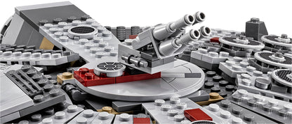LEGO Star Wars: Millennium Falcon (75105) - Complete - close-up