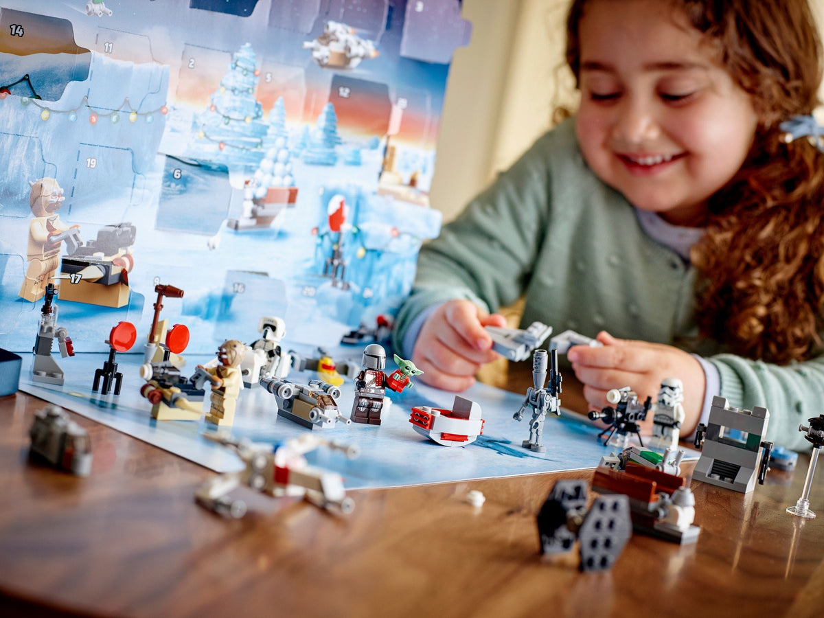 LEGO Star Wars: LEGO Star Wars Advent Calendar (75307) - New Sealed - rear view