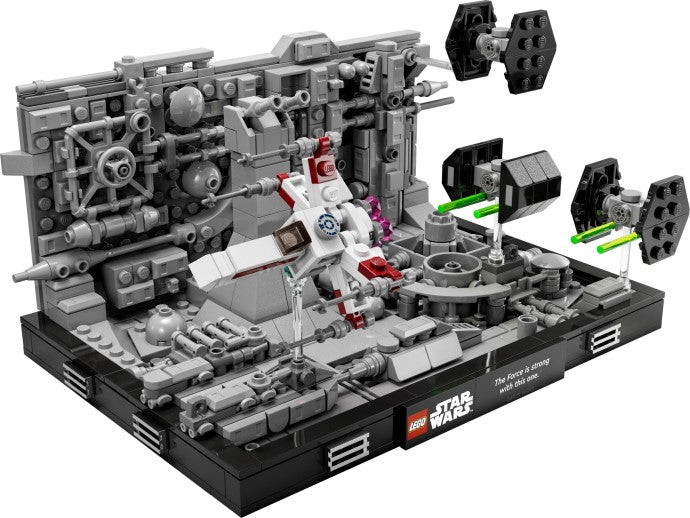 LEGO Star Wars: Death Star Trench Run Diorama (75329) - New Sealed - rear view