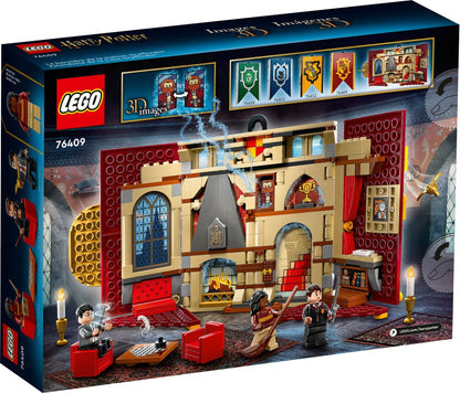 LEGO Harry Potter: 76409 Harry Potter Gryffindor House Banner Set, Hogwarts Castle Common Room Toy or Wall Display, Fold Up Travel Toy, Collectible with 3 Minifigures (76409) - New Sealed - built set
