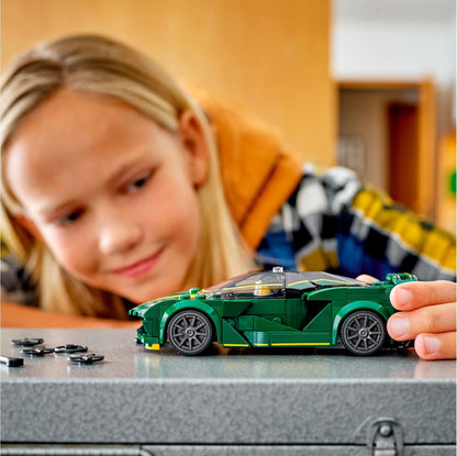 LEGO Speed Champions: 76907 Speed Champions Lotus Evija Voiture de Course, Jouet Réduit Avec Minifigure de Pilote de Course, Jouet Pour Enfants (76907) - New Sealed - alternate view