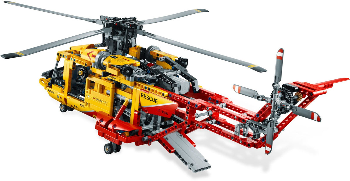 LEGO Technic: Technic 9396 Rescue Helicopter (9396) - Complete - minifigures