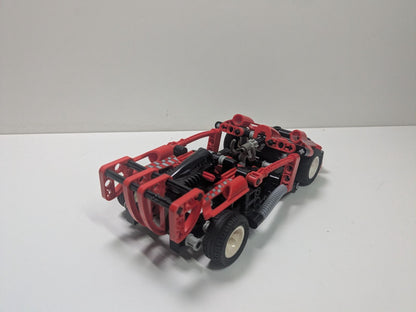 LEGO Technic: Slammer Turbo (8242) - Complete - close-up