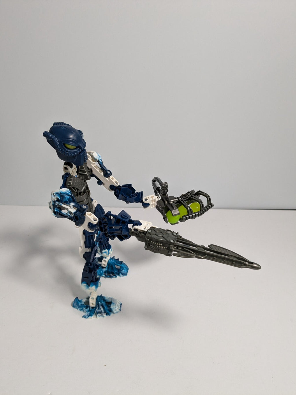 LEGO Bionicle: Toa Hahli (8728) - Complete - set details