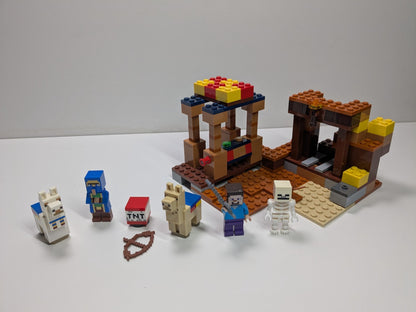 LEGO Minecraft: The Trading Post (21167) - Complete