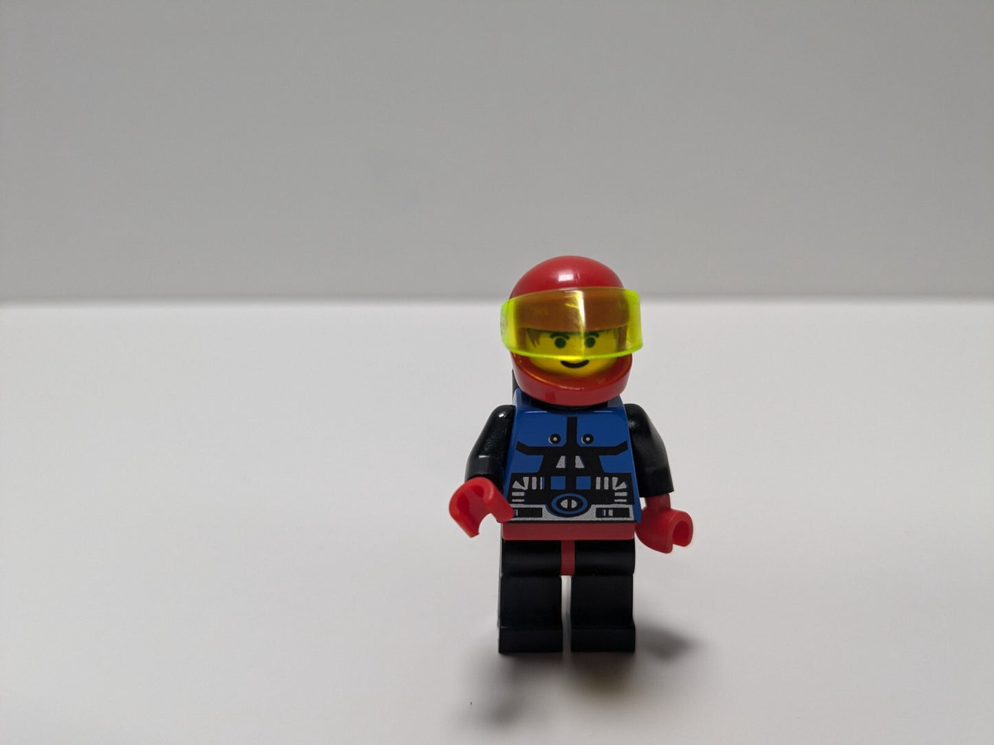 LEGO Space: Saucer Scout (6835) - Complete