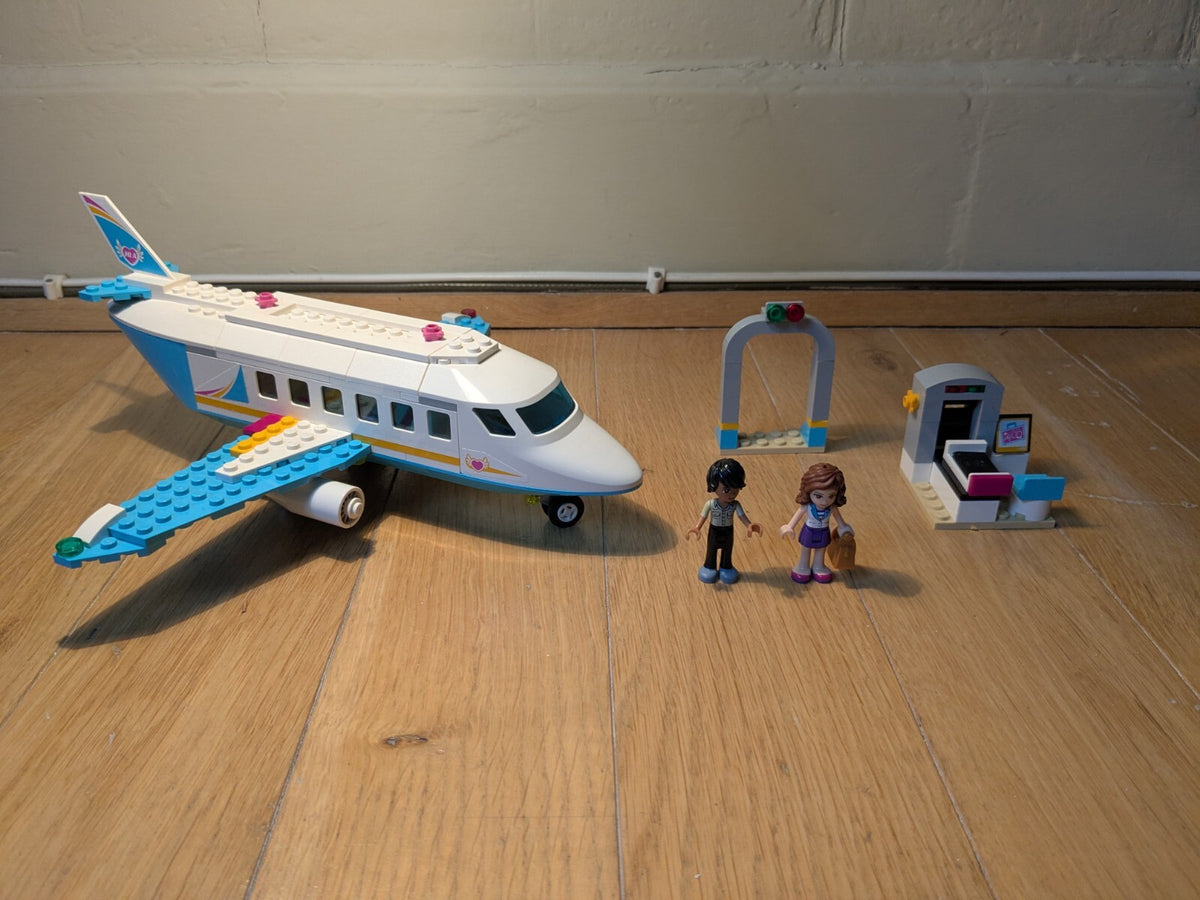 LEGO Friends: Heartlake Private Jet (41100) - Complete - built set