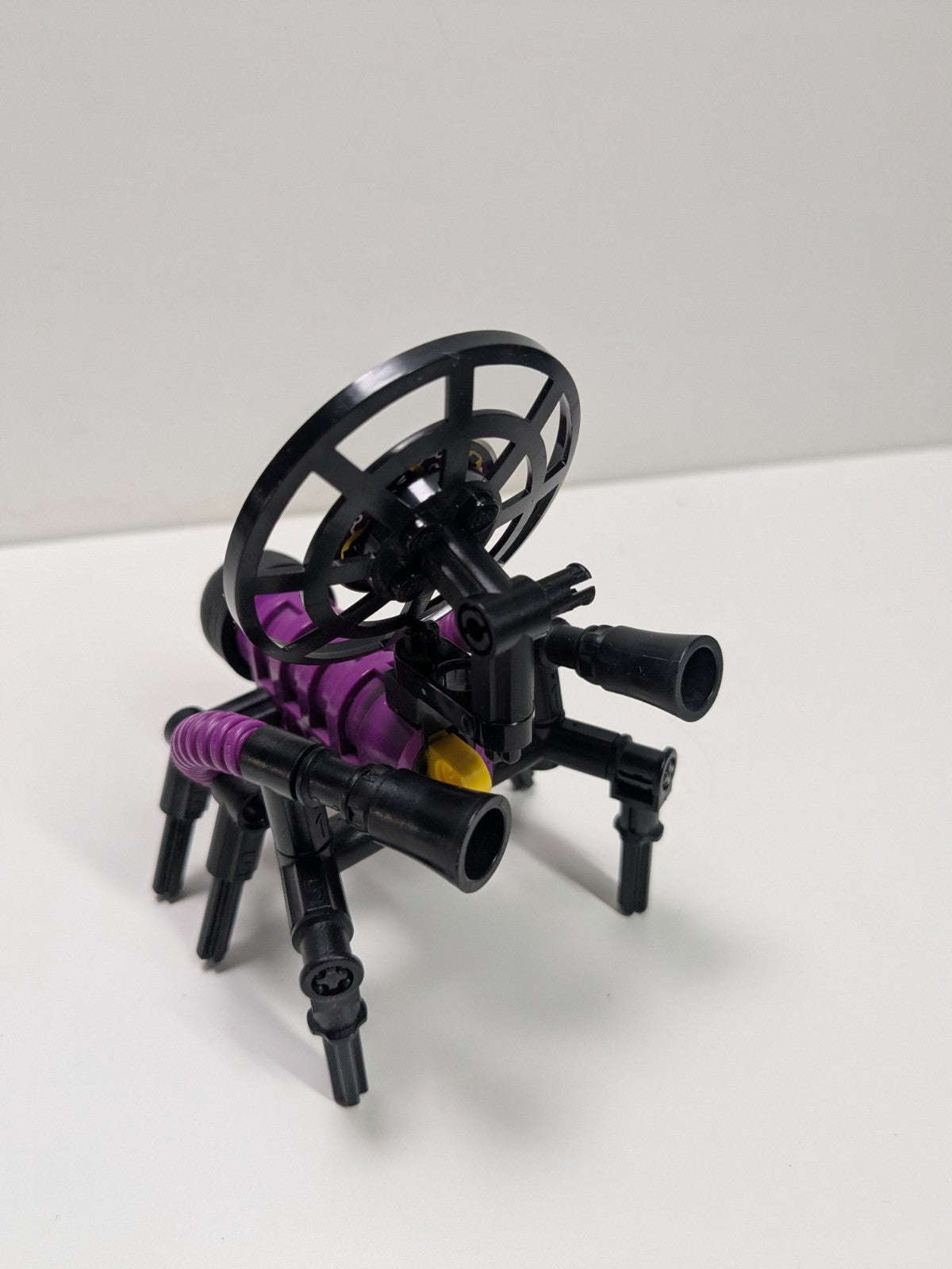 LEGO Technic: Blue Thunder vs. The Stinger (8233) - Complete