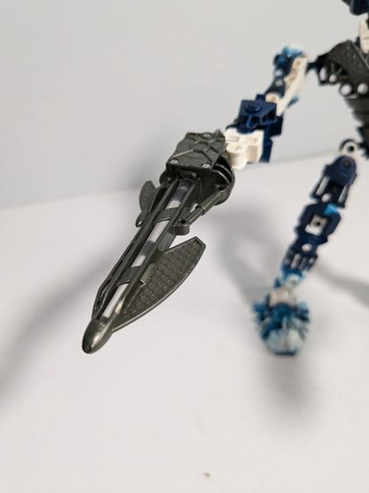 LEGO Bionicle: Toa Hahli (8728) - Complete