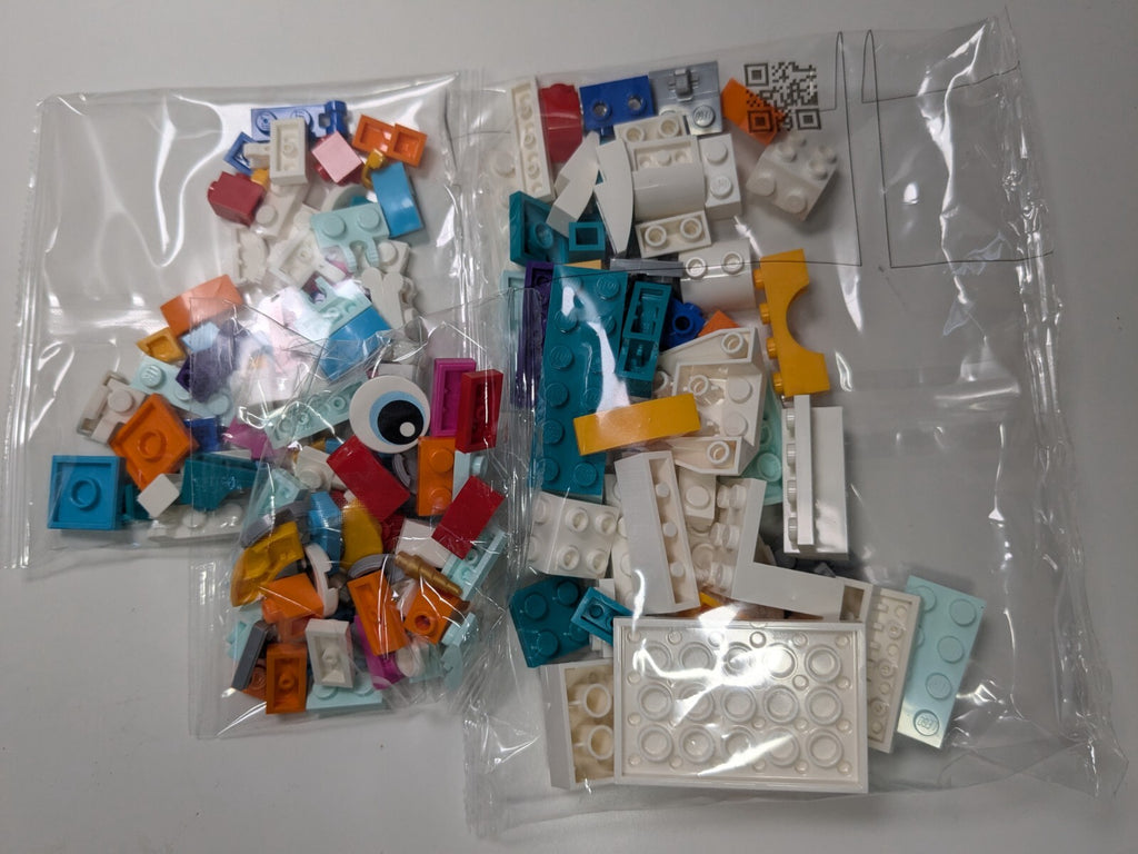 LEGO Creator: Magical Unicorn (31140) - Complete - set details