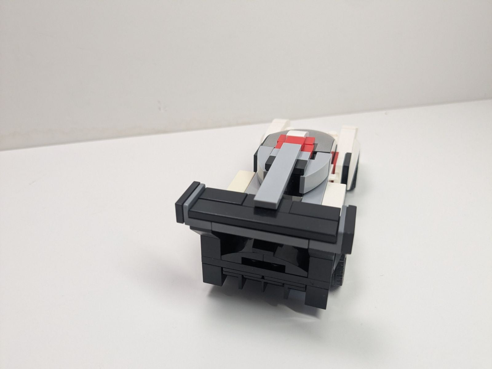 LEGO Speed Champions: Audi R18 e-tron quattro (75872) - Complete - rear view