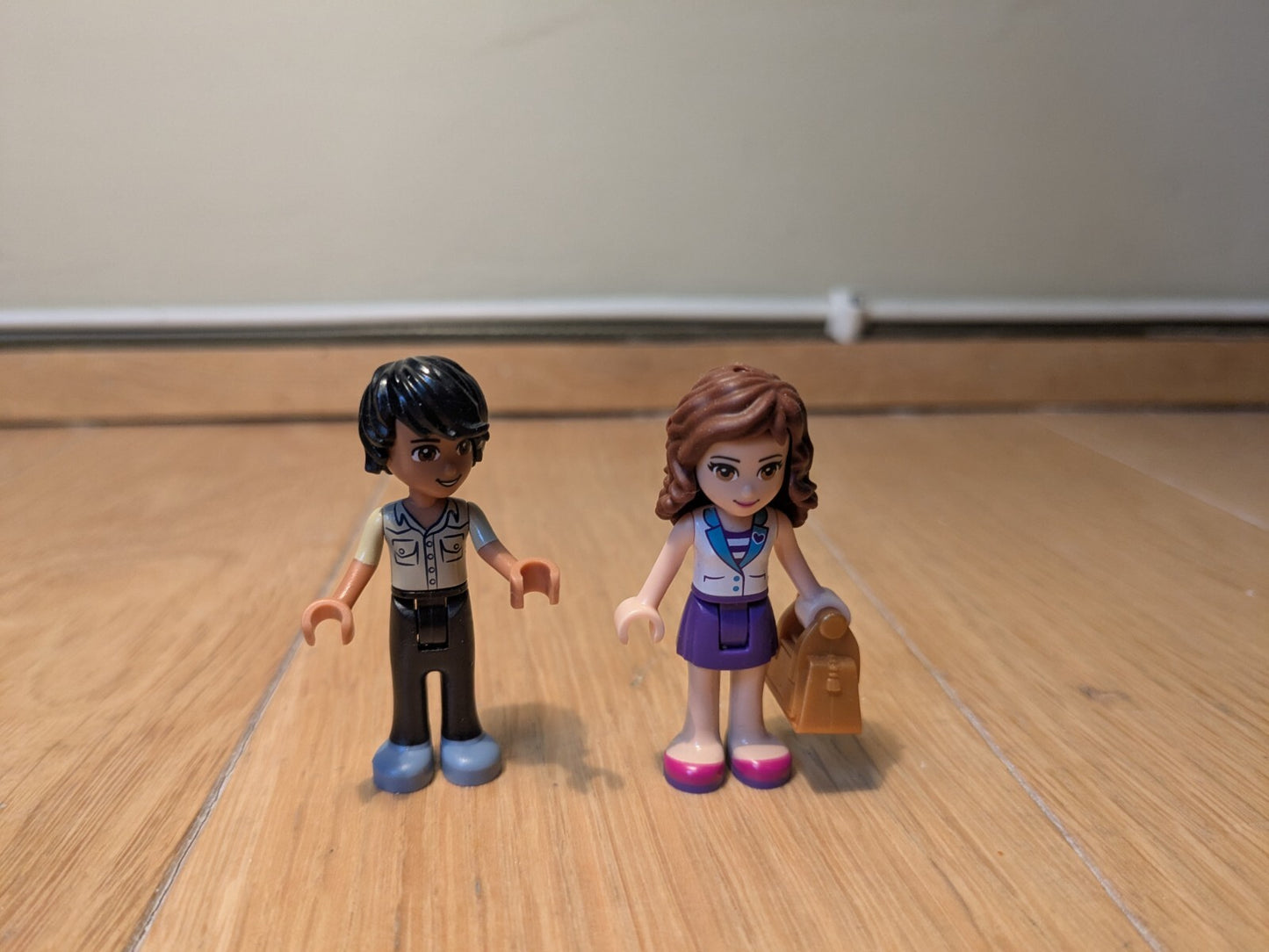 LEGO Friends: Heartlake Private Jet (41100) - Complete