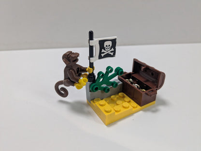 LEGO Pirates: Buried Treasure (6235) - Almost Complete - alternate view
