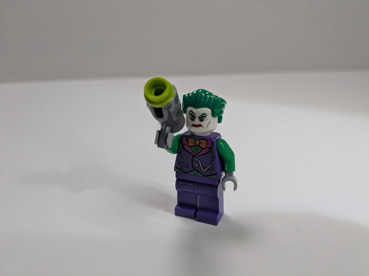 LEGO Super Heroes DC: Batmobile: Pursuit of The Joker (76119) - Complete - set details