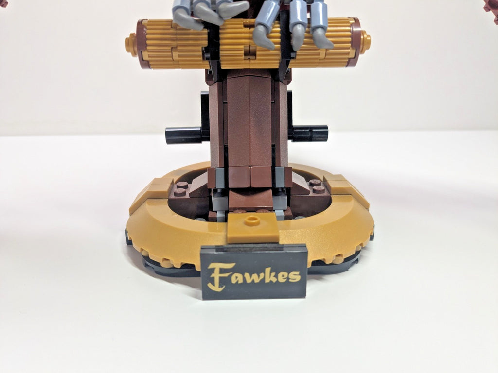 LEGO Harry Potter: Fawkes, Dumbledore's Phoenix (76394) - Complete - close-up