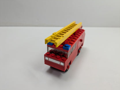 LEGO Town: Fire Truck (620) - Complete - minifigures
