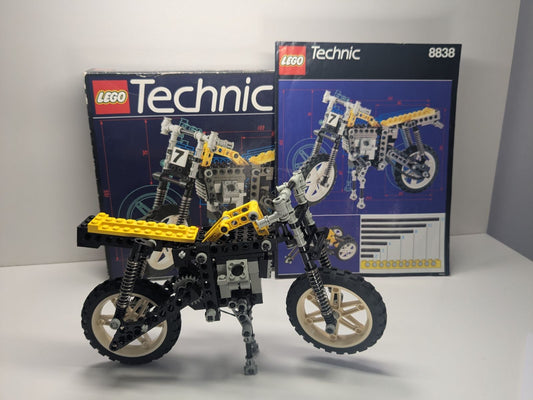 LEGO Technic: Shock Cycle (8838) - Complete - box front