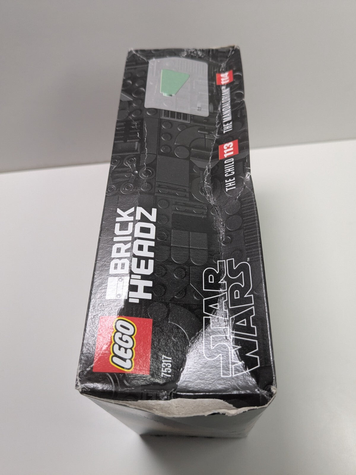 LEGO Brickheadz: The Mandalorian & The Child (75317) - New Sealed - close-up