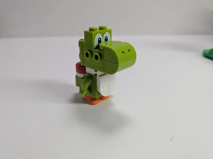 LEGO Super Mario: Mario's House & Yoshi Expansion Set (71367) - Complete - minifigures