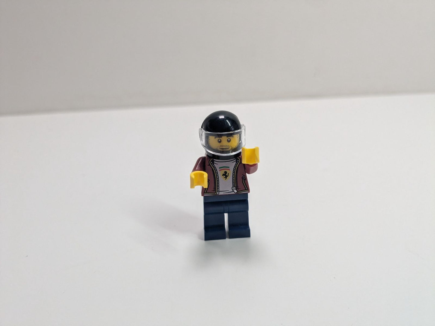 LEGO Speed Champions: Ferrari F8 Tributo (76895) - Complete - play features