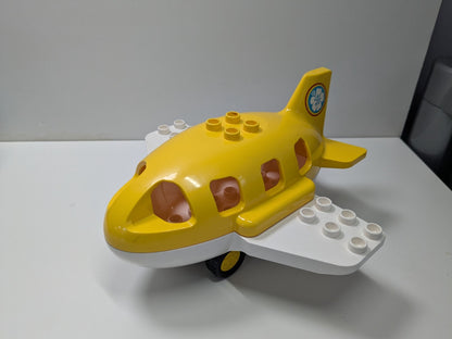 LEGO Duplo: Airport (10871) - Complete