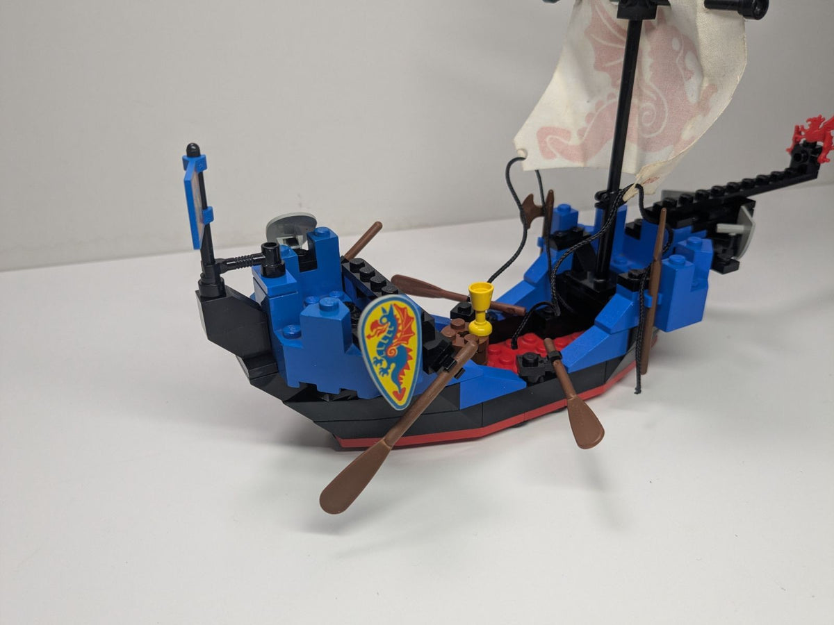 LEGO Castle: Sea Serpent (6057) - Complete - play features