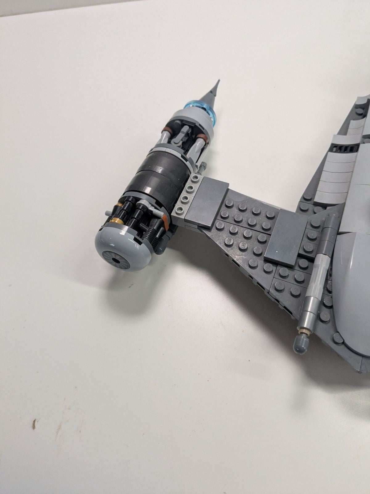 LEGO Star Wars: The Mandalorian's N-1 Starfighter (75325) - Complete - view 11