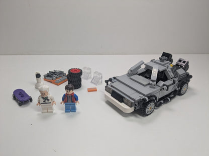 LEGO LEGO Ideas and CUUSOO: The DeLorean Time Machine (21103) - Complete - built set