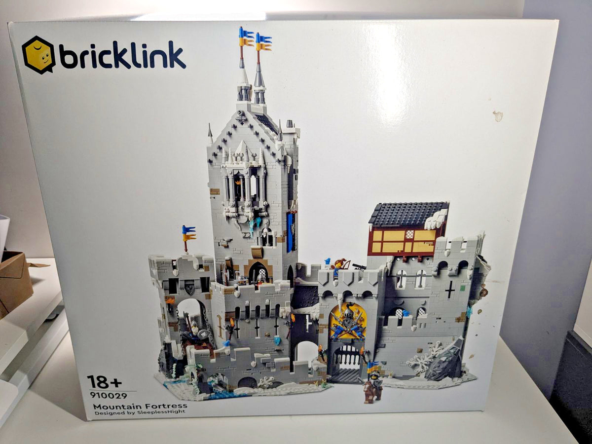 LEGO BrickLink Designer Program: Mountain Fortress V29 (910029) - New Sealed - box front