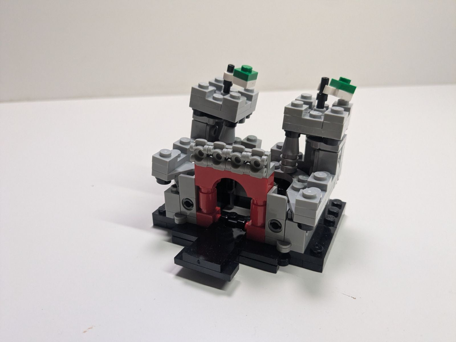 LEGO Promotional: Promotional Mini Knight's Castle - 40775 (40775) - Complete - minifigures
