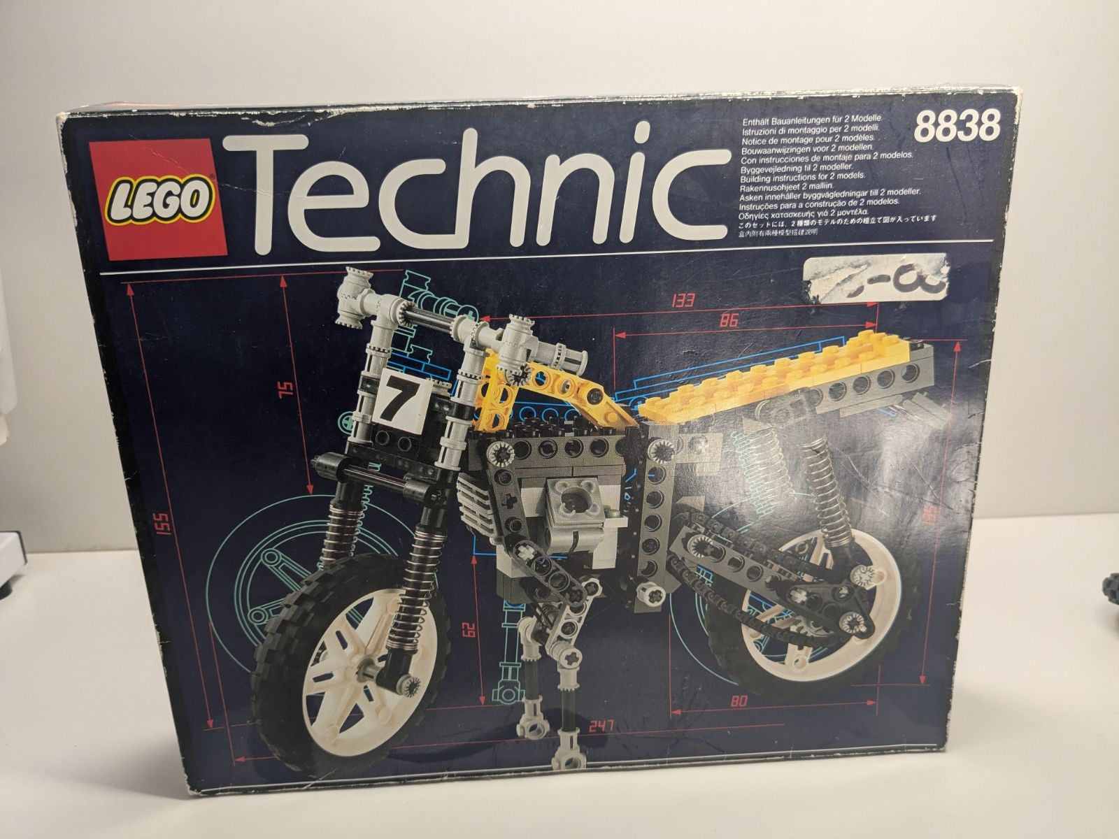 LEGO Technic: Shock Cycle (8838) - Complete - play features